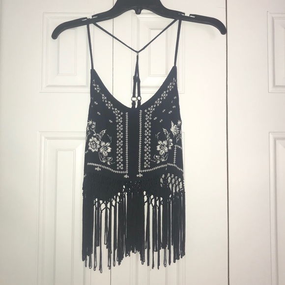 Hollister Tops - ⚡️Hollister fringed cropped tank